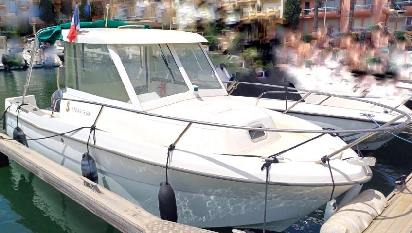 slider 0 Beneteau Antares 600 HB